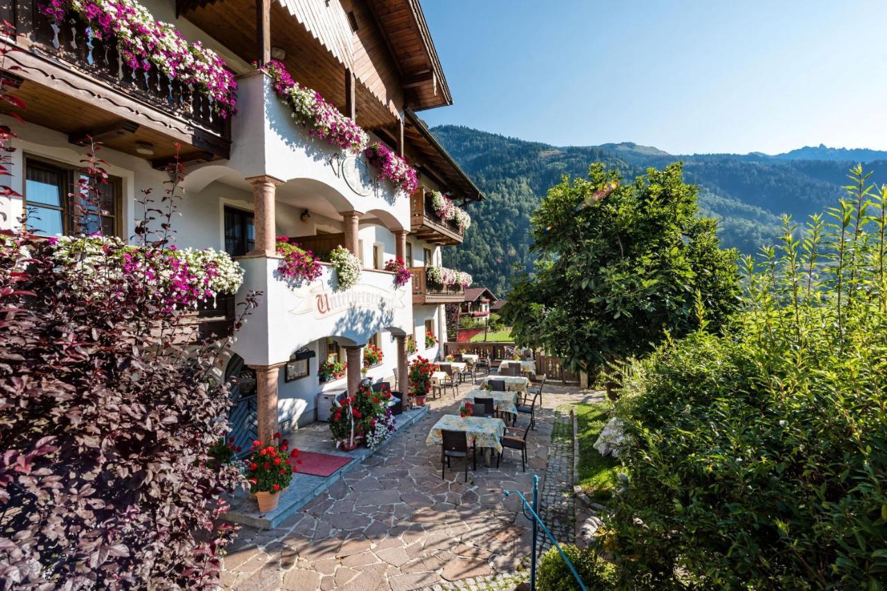 Bauernhofhotel "Die Unterbergerin" - Zimmer Mit Fruehstueck Und Ferienwohnungen In Gastein Mit Gratis Thermeneintritt Дорфгаштайн Экстерьер фото