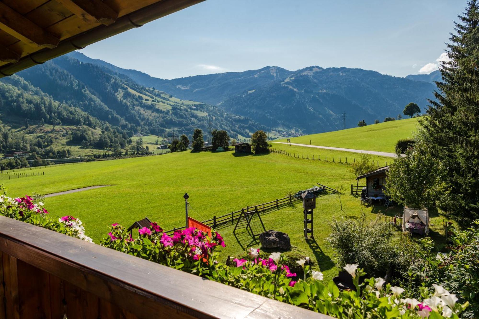 Bauernhofhotel "Die Unterbergerin" - Zimmer Mit Fruehstueck Und Ferienwohnungen In Gastein Mit Gratis Thermeneintritt Дорфгаштайн Экстерьер фото