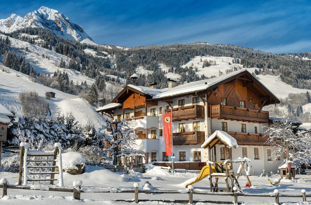 Bauernhofhotel "Die Unterbergerin" - Zimmer Mit Fruehstueck Und Ferienwohnungen In Gastein Mit Gratis Thermeneintritt Дорфгаштайн Экстерьер фото